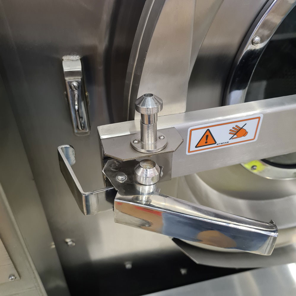 Кулпу-эшик-Ассамблея.jpg Кулпу-эшик-Ассамблея.jpg